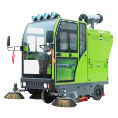 Multifunctionele veegmachine